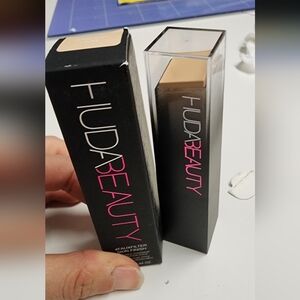 HUDA BEAUTY Faux Filter Foundation - Cashew 140G New In Box